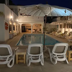 Casa Holandaluzas Near Beach, With Salt Water Pool And Private Parking Apartamento